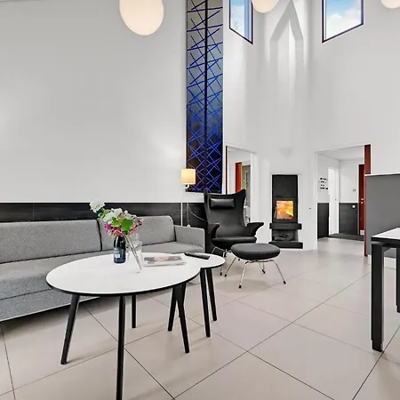 Holiday home Gorgeous In With Kitchen Grenaa